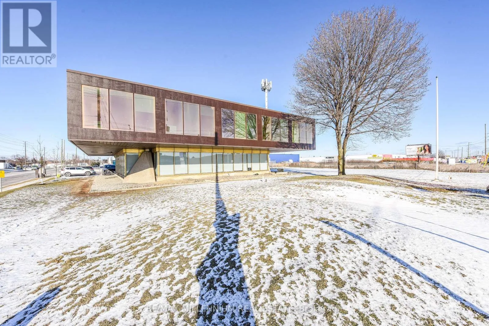 Offices for rent: 221 - 1300 Steeles Avenue, Brampton, Ontario L6T 1A2