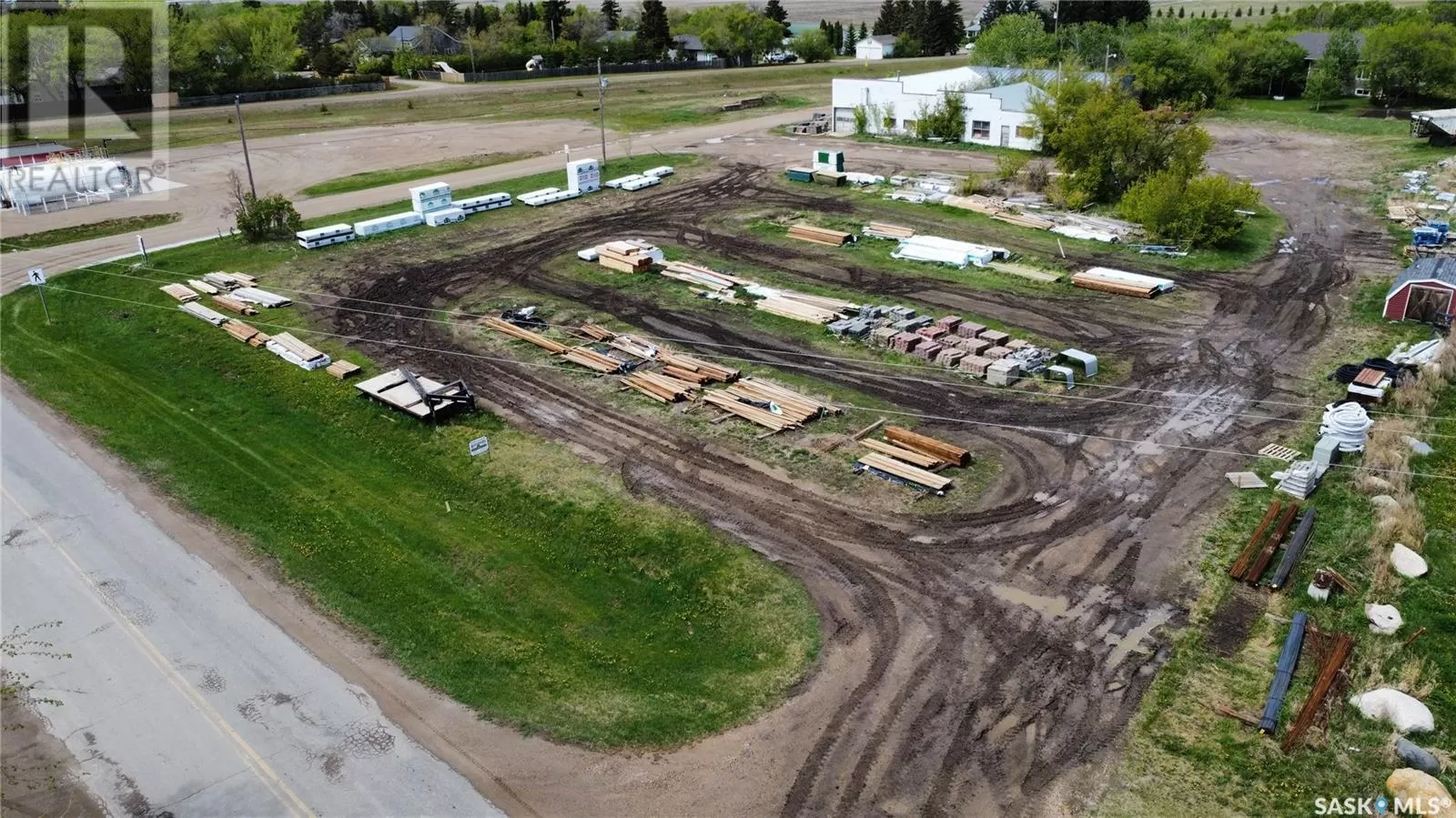 221 2nd Street N, Waldheim, Saskatchewan S0K 4R0