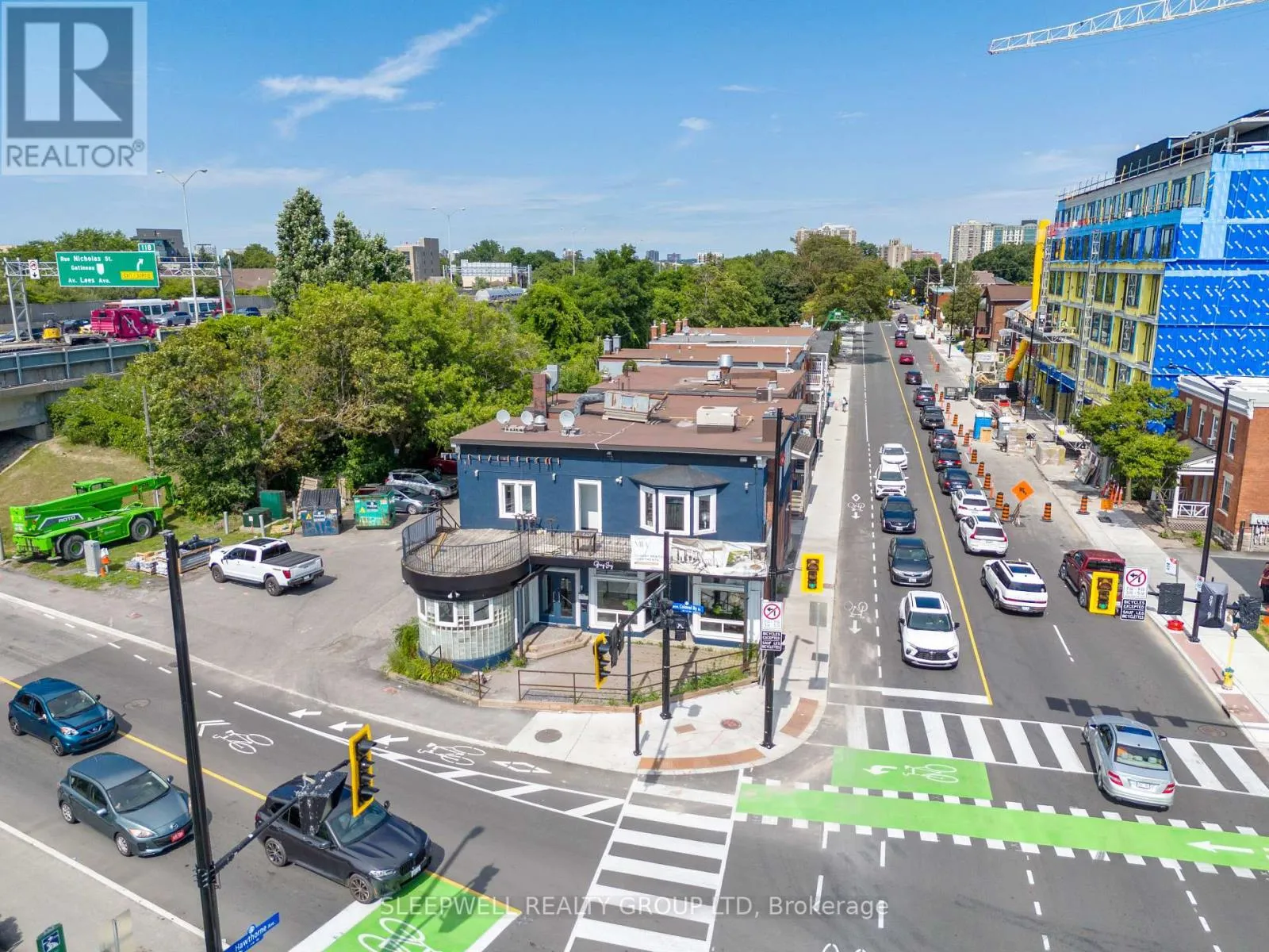 221 Echo Drive, Ottawa, Ontario K1S 1N1