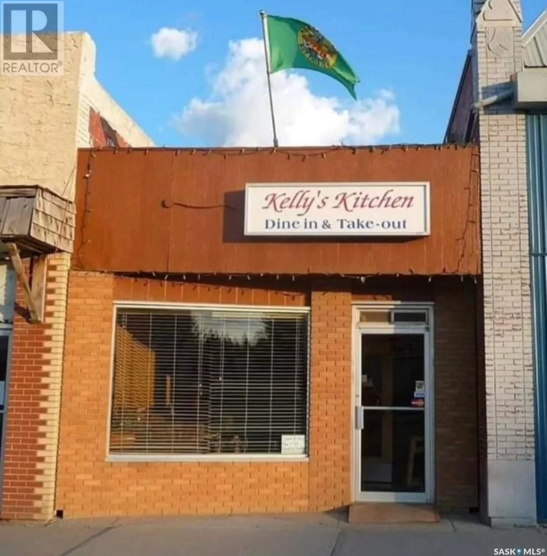 Retail for rent: 221 Main Street, Biggar, Saskatchewan S0K 0M0