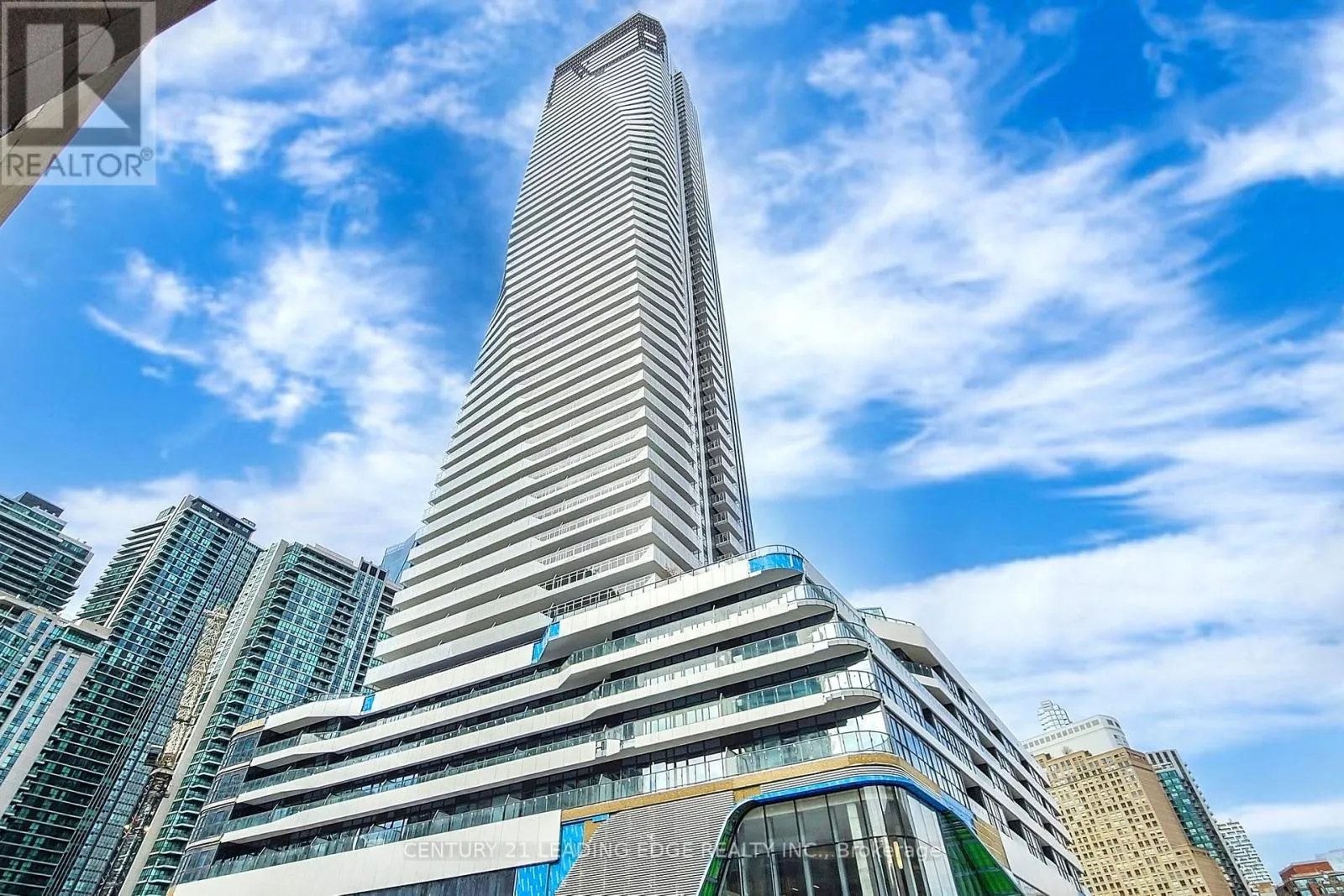 Apartment for rent: 2210 - 28 Freeland Street, Toronto, Ontario M5E 0E3