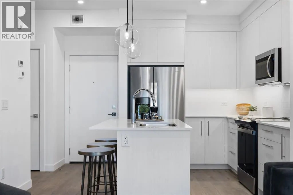 Apartment for rent: 2210, 6 Merganser Drive W, Chestermere, Alberta T1X 2Y2