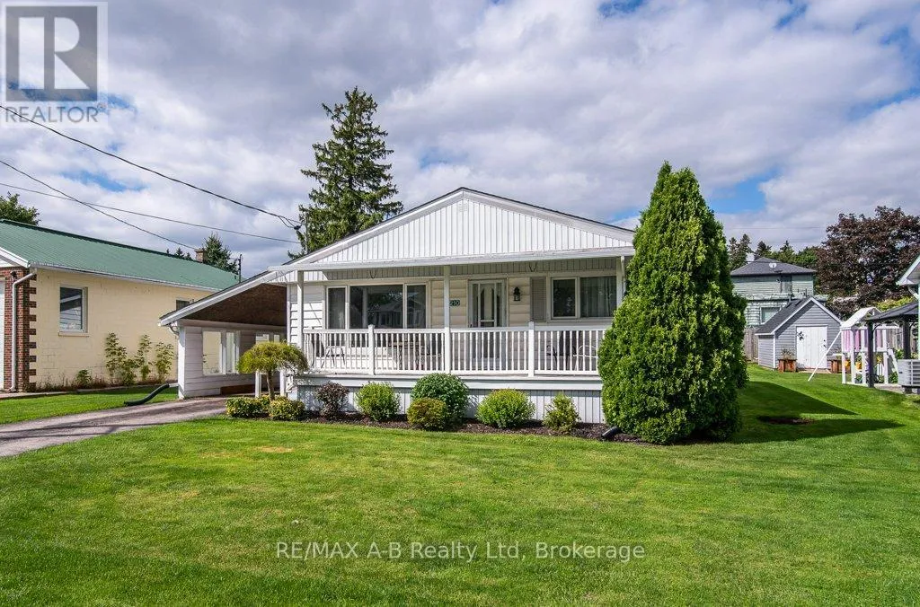 House for rent: 2210 William Shakespeare Street, Perth East, Ontario N0B 2P0