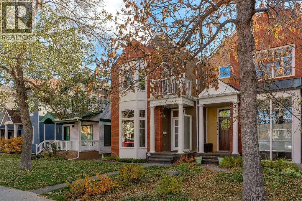 Duplex for rent: 2215 2 Avenue Nw, Calgary, Alberta T2N 0H1