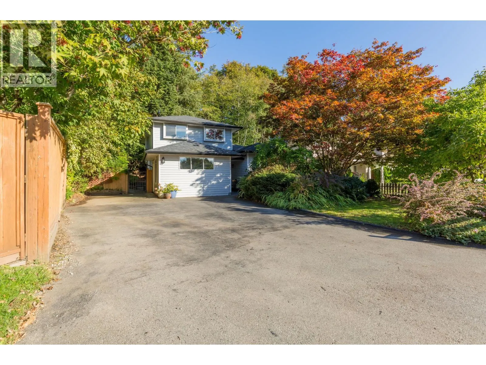 House for rent: 22169 River Bend, Maple Ridge, British Columbia V2X 9C1