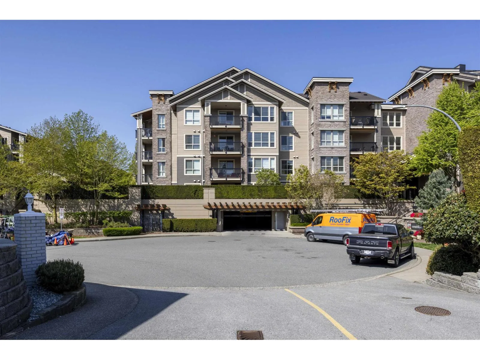 Apartment for rent: 222 5655 210a Street, Langley, British Columbia V3A 0G4