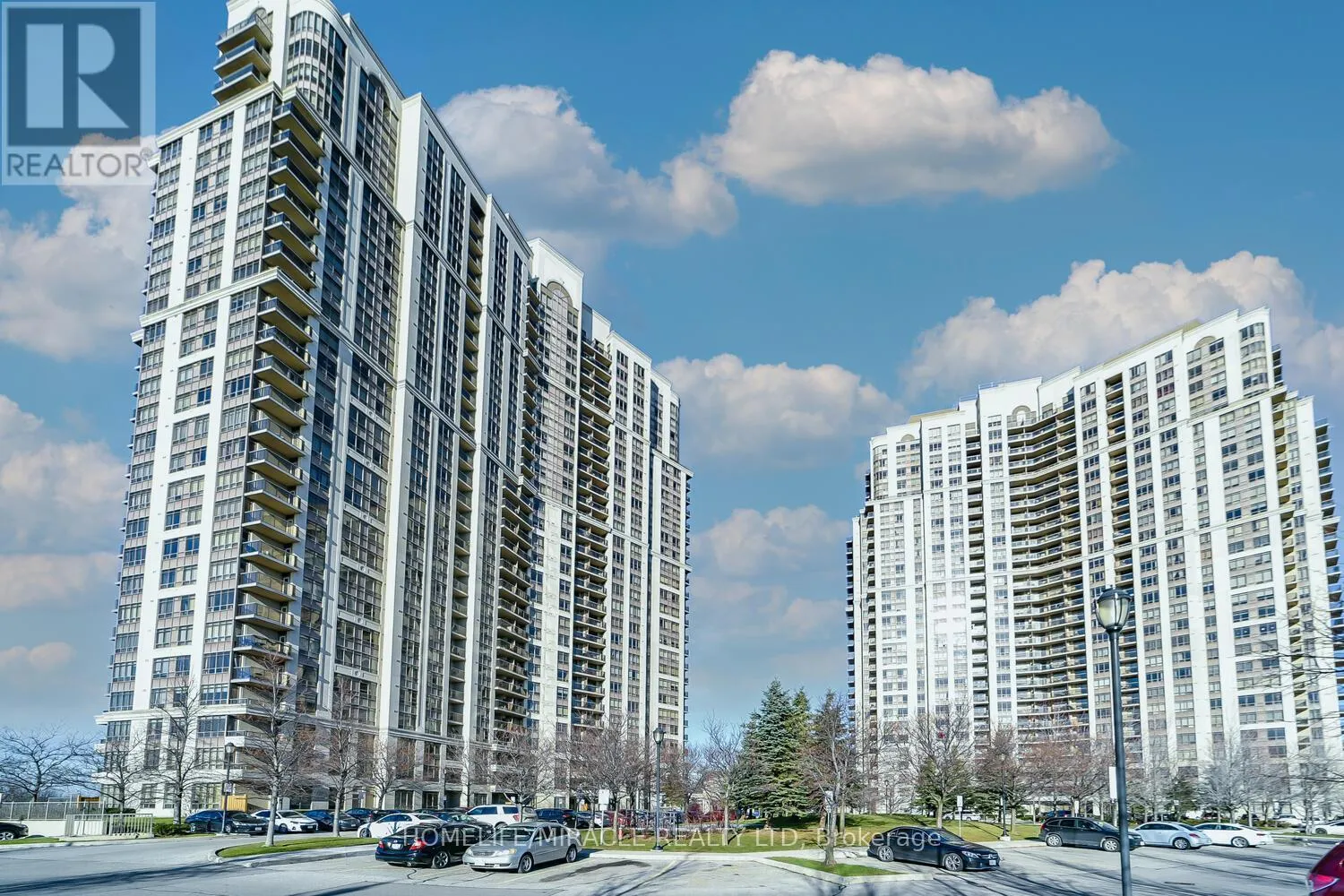 Apartment for rent: 2220 - 700 Humberwood Boulevard, Toronto, Ontario M9W 7J4