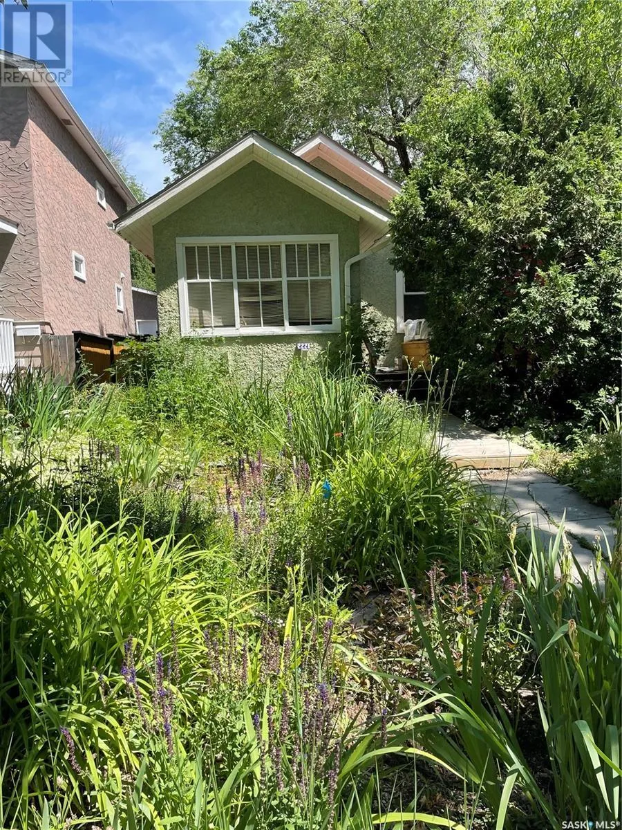 House for rent: 2221 Mctavish Street, Regina, Saskatchewan S4S 3X3