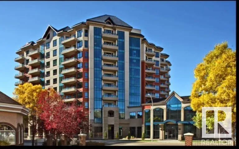 Apartment for rent: #223 10142 111 St Nw Nw, Edmonton, Alberta T5K 1K6