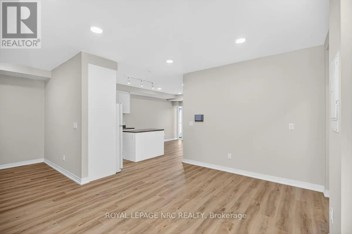 Apartment for rent: 223 - 50 Herrick Avenue, St. Catharines, Ontario L2P 2T9