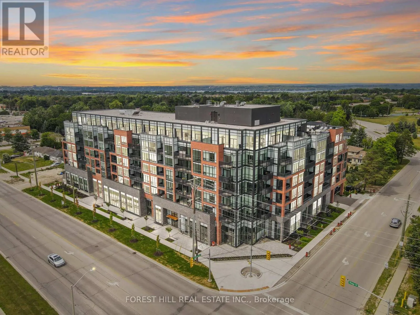 Apartment for rent: 223 - 681 Yonge Street, Barrie, Ontario L4N 4E8