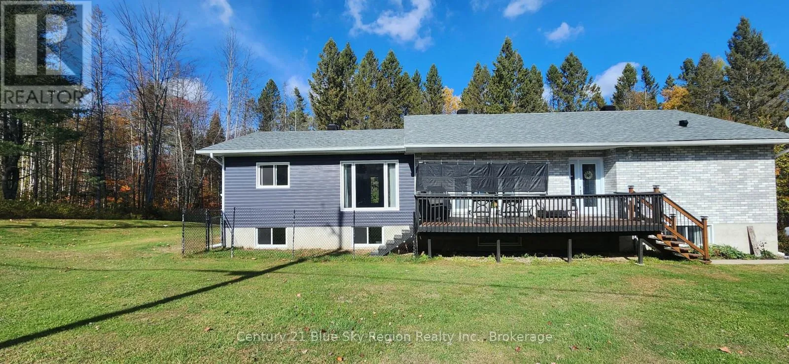 House for rent: 223 Development Road, Bonfield, Ontario P0H 1E0