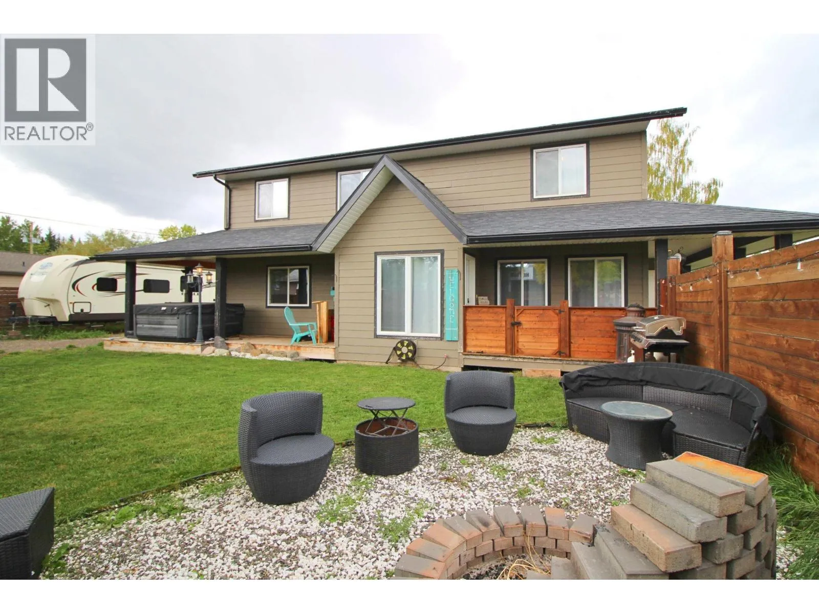 House for rent: 2233 Law Avenue, Houston, British Columbia V0J 1Z0