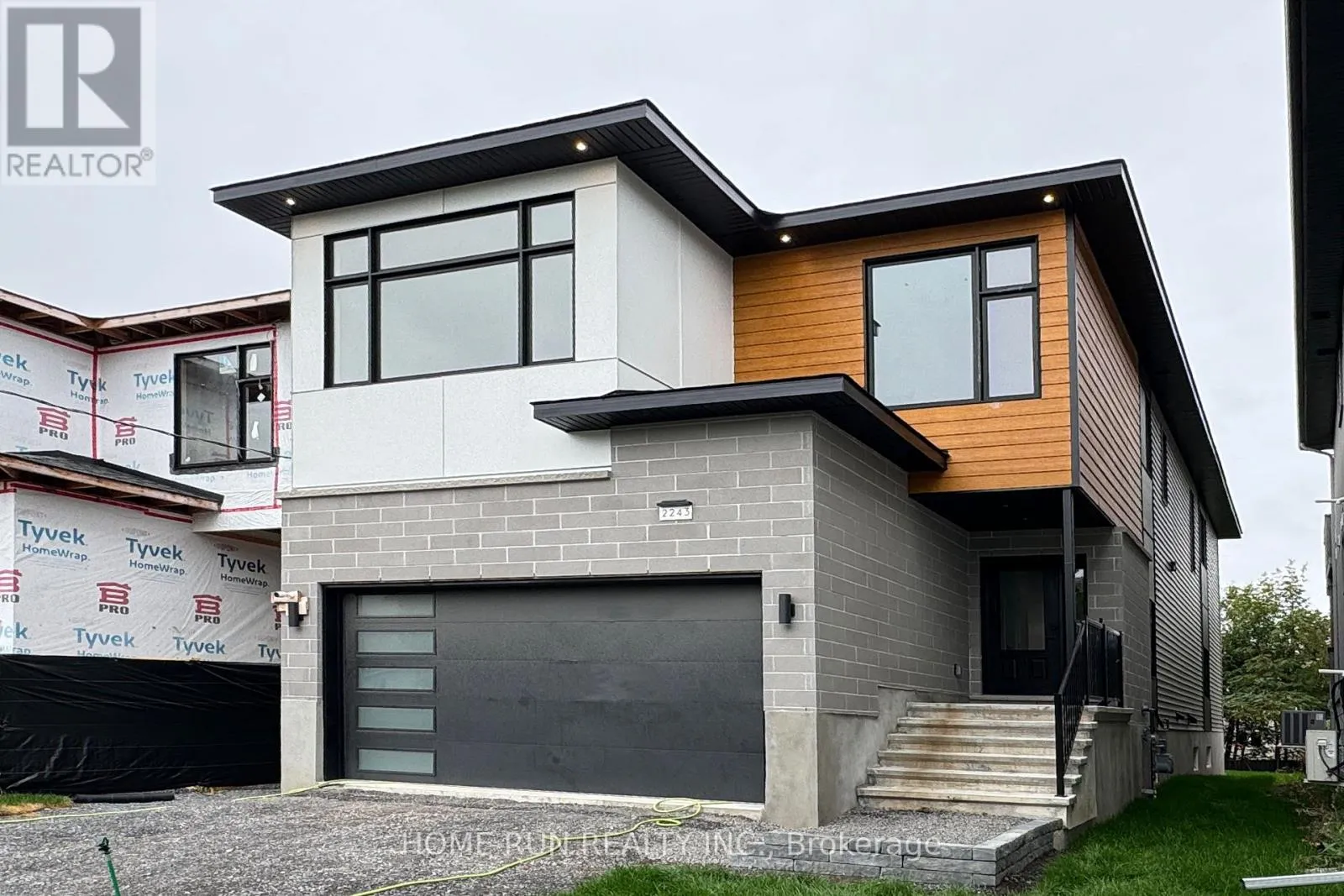 House for rent: 2239 Page Road, Ottawa, Ontario K1C 7K5