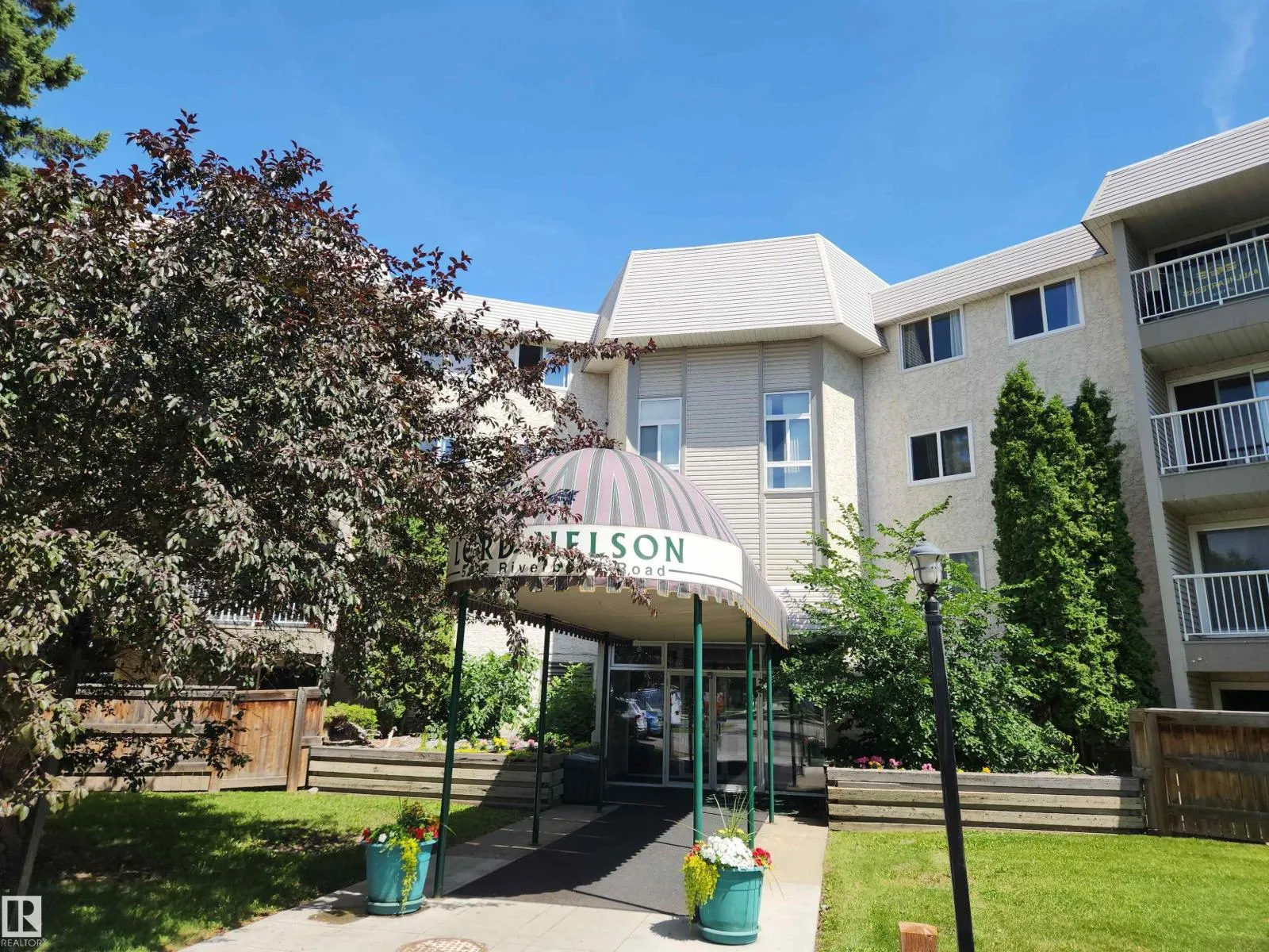 Apartment for rent: #224 5125 Riverbend Rd Nw, Edmonton, Alberta T6H 5K5