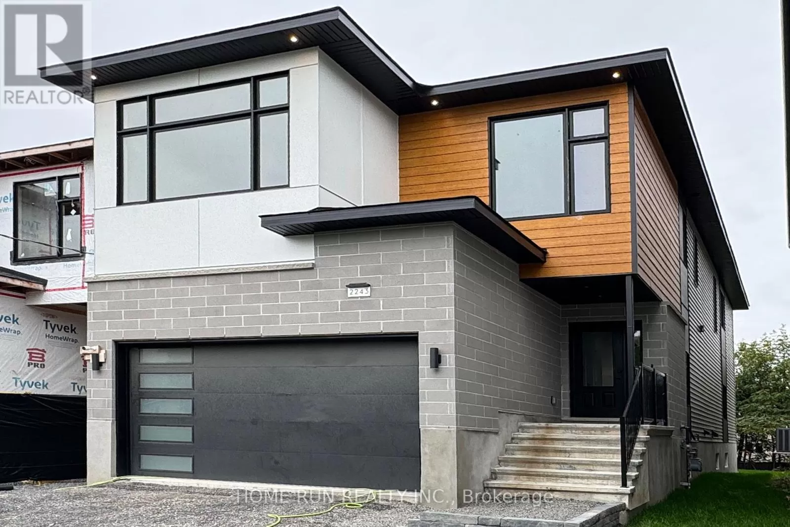 House for rent: 2243 Page Road, Ottawa, Ontario K1C 7K5