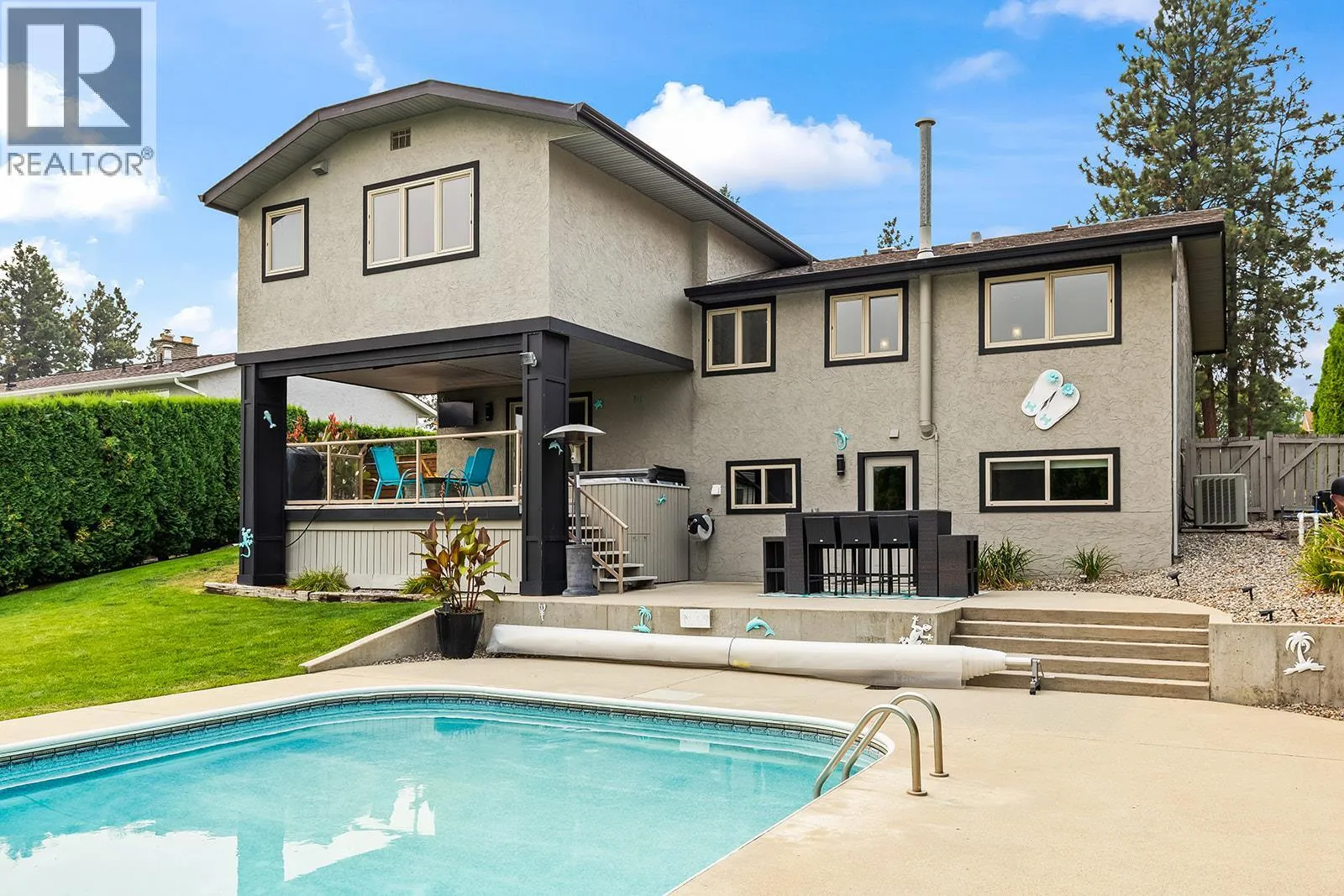 House for rent: 2245 Somerset Road, Kelowna, British Columbia V1Z 2K9