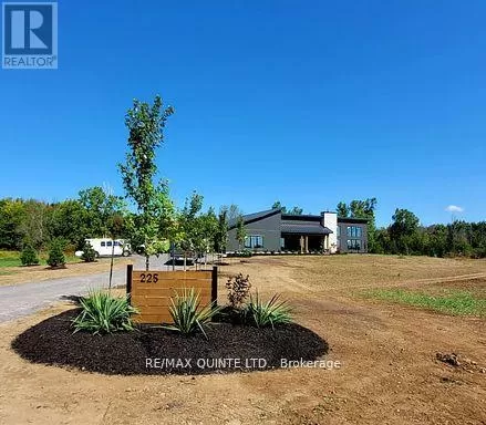 House for rent: 225 Mitchells Crossroad, Prince Edward County, Ontario K0K 2T0