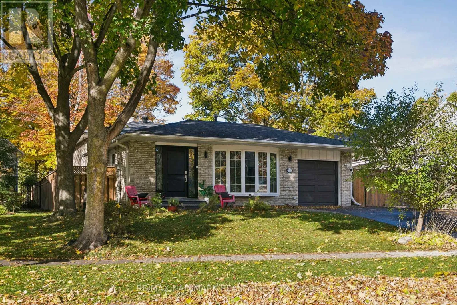 House for rent: 2251 Carol Road, Oakville, Ontario L6J 5K9