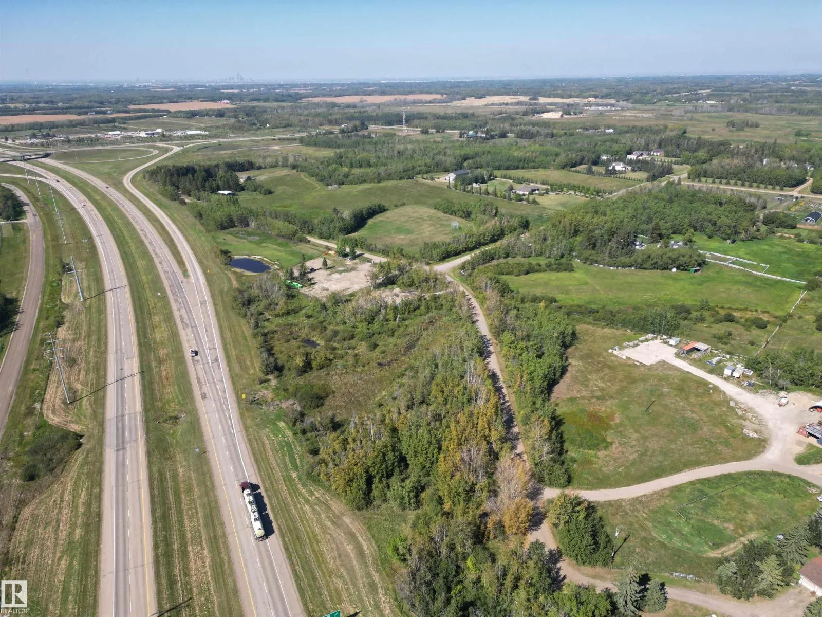 No Building for rent: 22541 Twp Road 515a, Rural Strathcona County, Alberta T8C 1H5