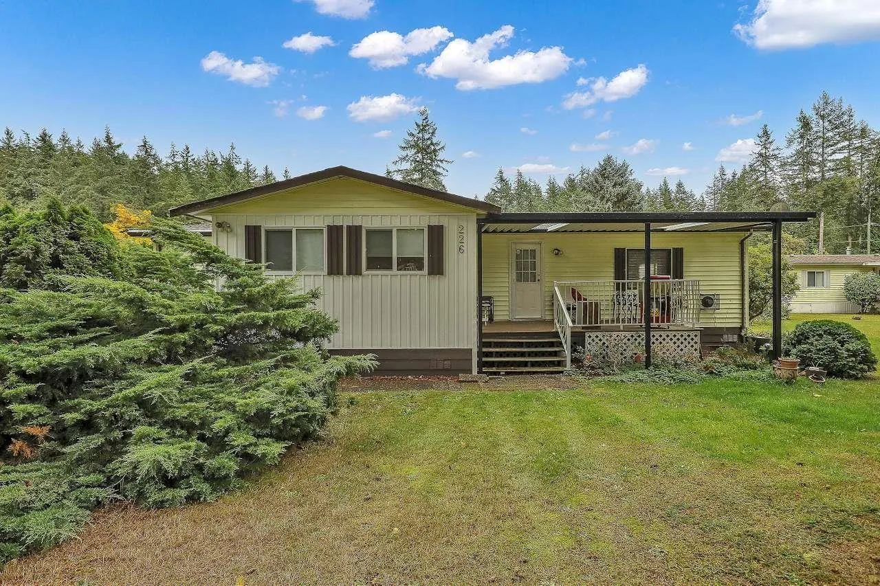 Manufactured Home for rent: 226 20071 24 Avenue, Langley, British Columbia V2Z 2A1