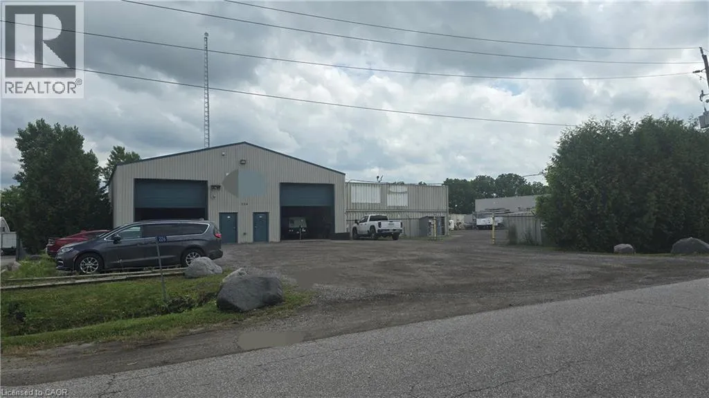 226 Black Walnut Drive, St. George, Ontario N0E 1N0