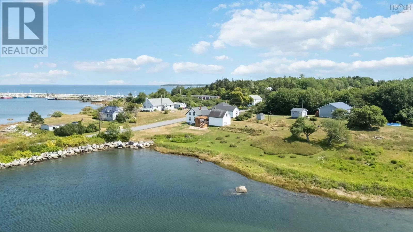 House for rent: 226 Central Port Mouton Road, Port Mouton, Nova Scotia B0T 1T0