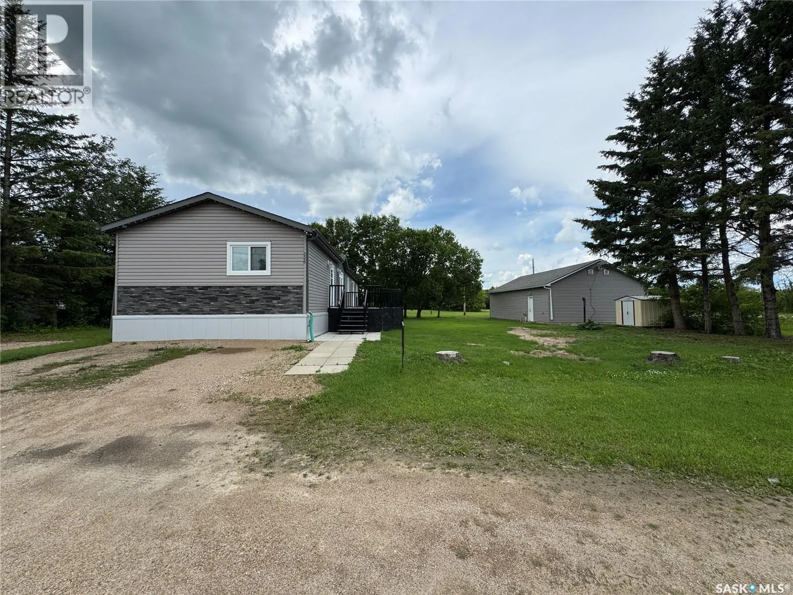 Mobile Home for rent: 226 Hopp Street, Jansen, Saskatchewan S0K 2B0