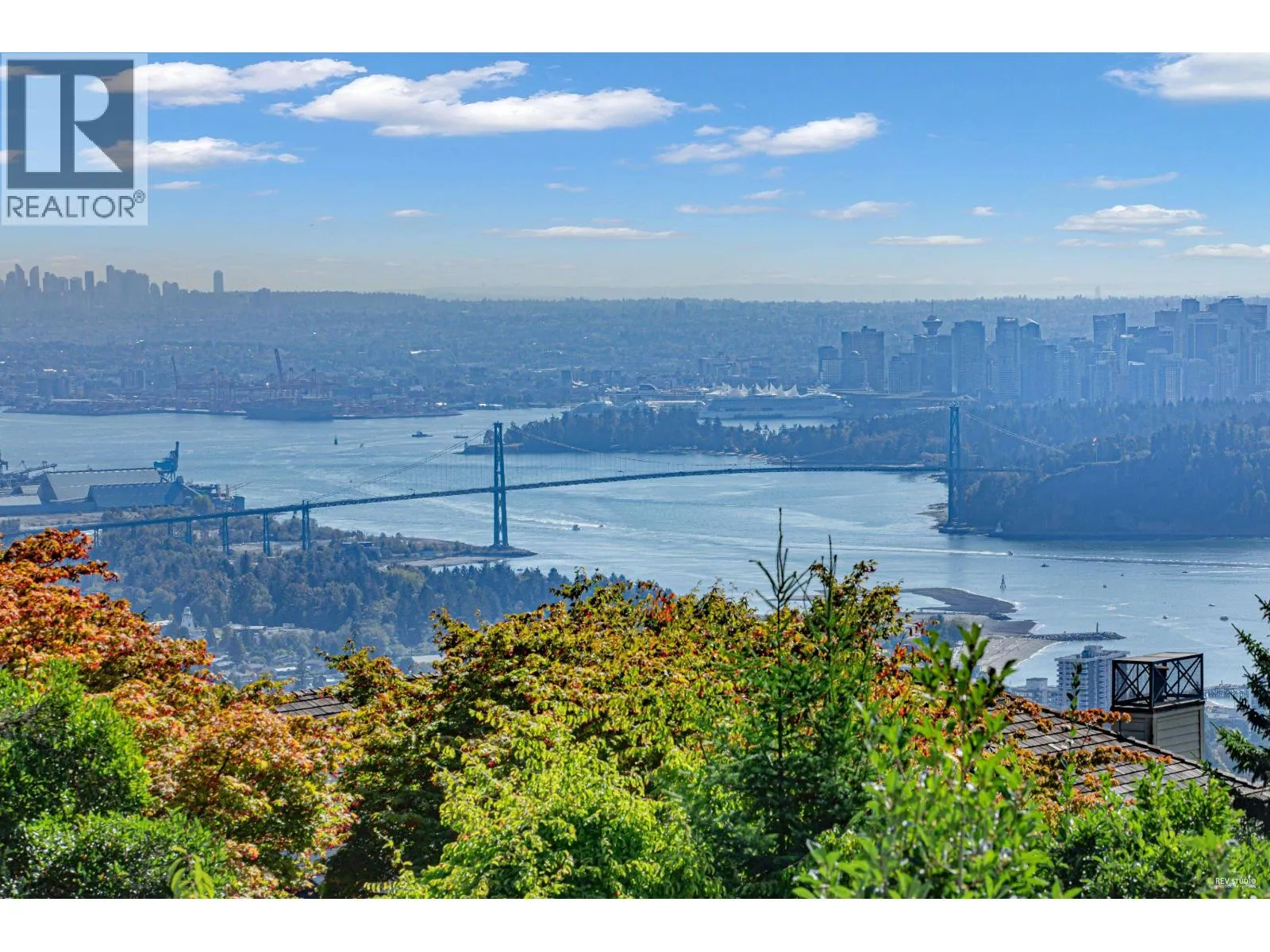 House for rent: 2263 Lythe Court, West Vancouver, British Columbia V7S 3H8