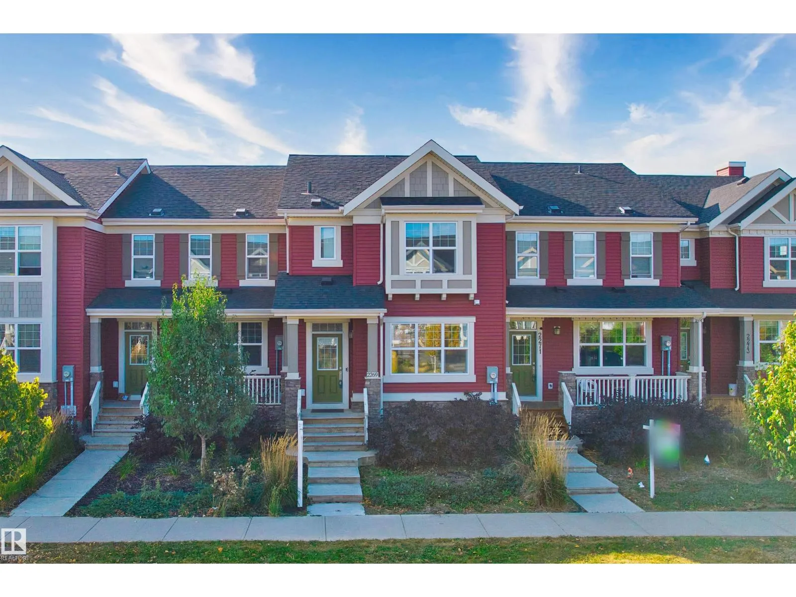 Row / Townhouse for rent: 2269 Glenridding Bv Sw, Edmonton, Alberta T6W 3P4