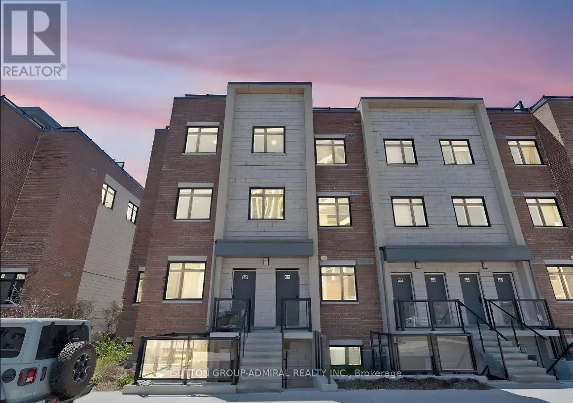 Row / Townhouse for rent: 228 - 1062 Douglas Mccurdy Common, Mississauga, Ontario L5G 0C6