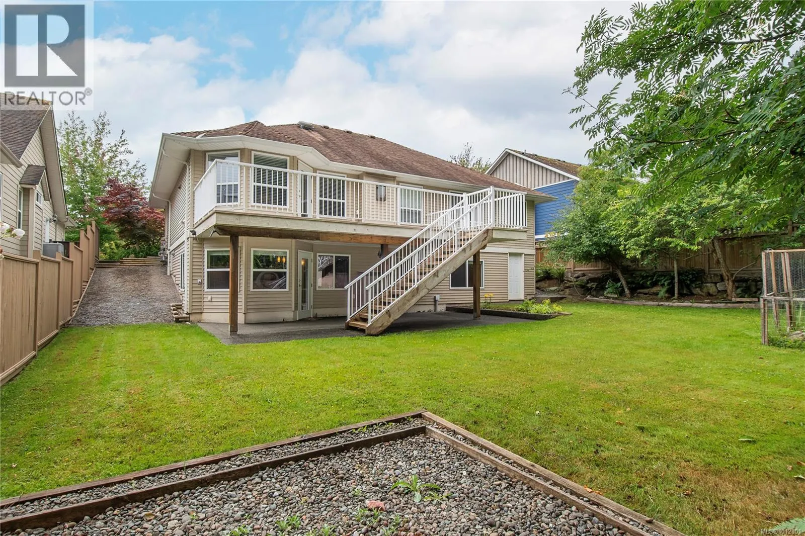 House for rent: 228 Maryland Rd, Campbell River, British Columbia V9W 8H5