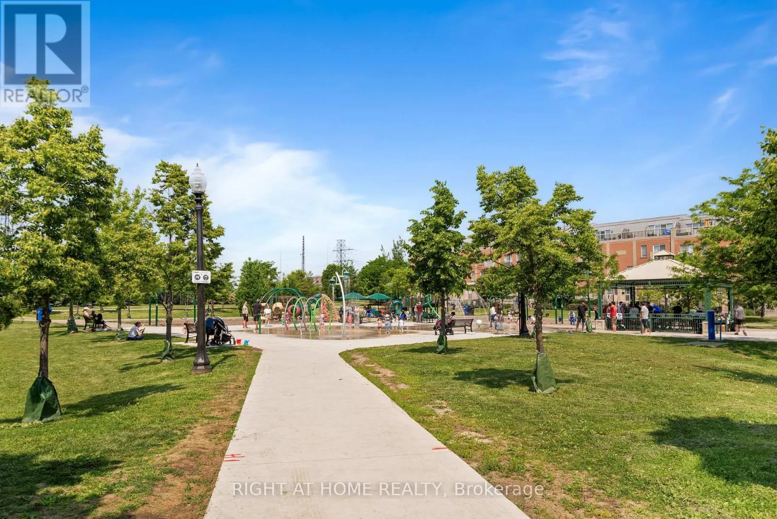 Row / Townhouse for rent: 229 - 11 Foundry Avenue, Toronto, Ontario M6H 0B7