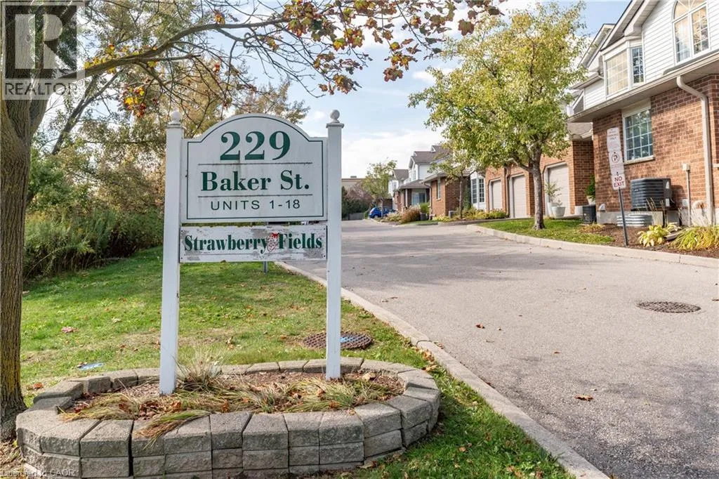 Row / Townhouse for rent: 229 Baker Street Unit# 17, Waterloo, Ontario N2T 2R4