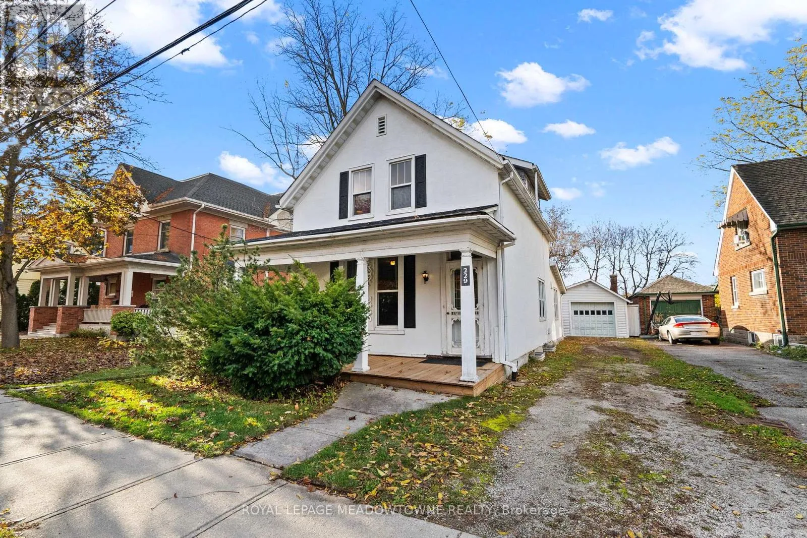 House for rent: 229 Queen Street, Milton, Ontario L9T 1K3