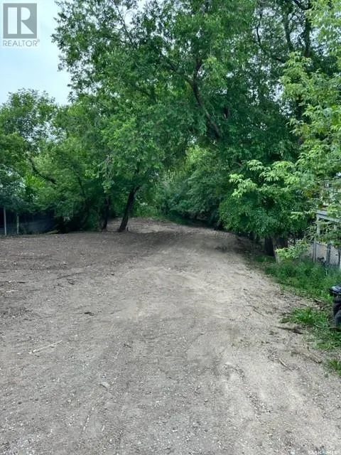 Unknown for rent: 229 Second Street E, Regina Beach, Saskatchewan S0G 4C0