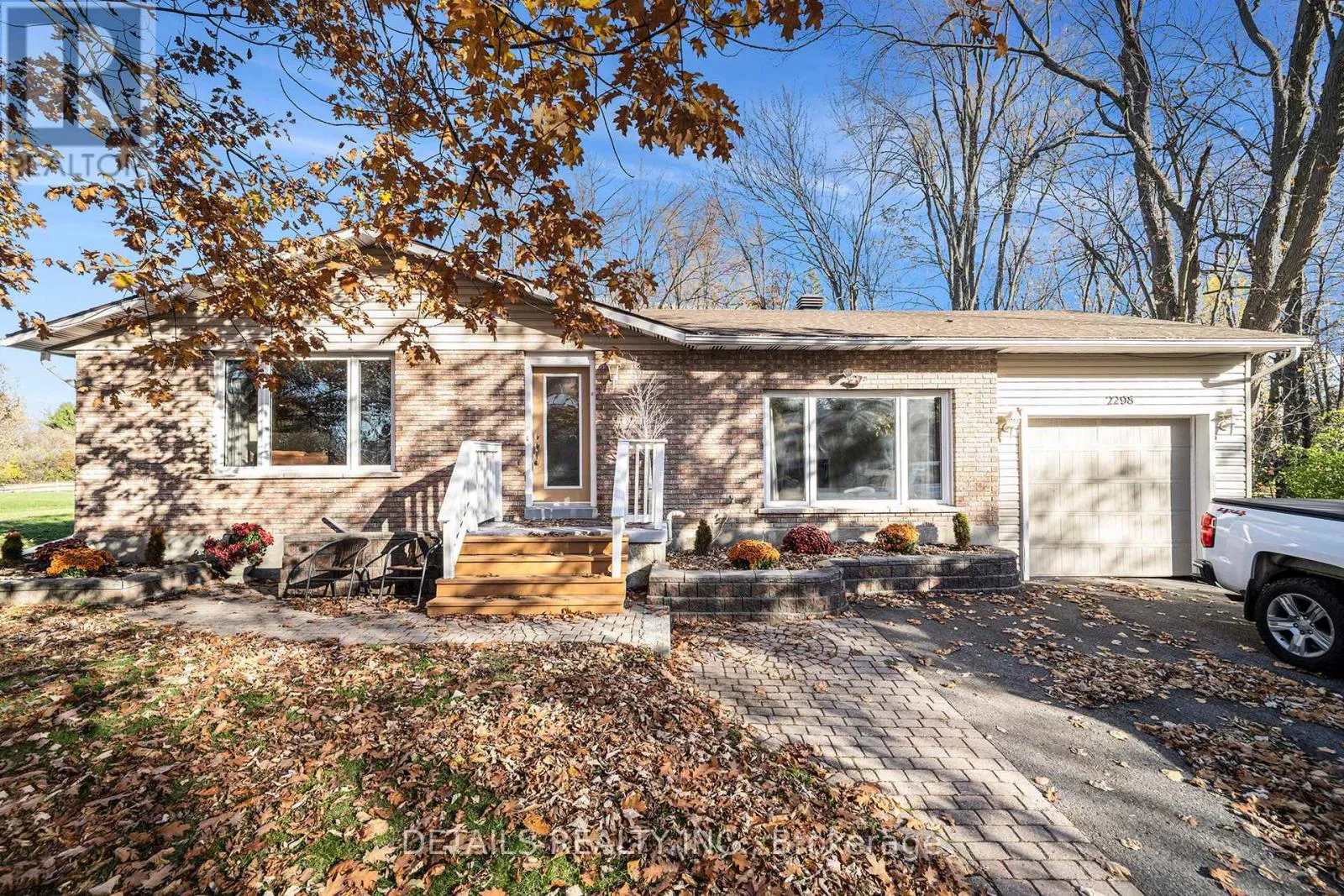 House for rent: 2298 James Craig Street, Ottawa, Ontario K0A 2T0