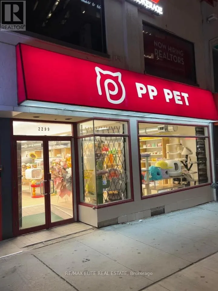 2299 Yonge Street, Toronto, Ontario M4P 2C6