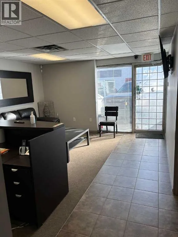 22a, 416 Meridian Road Se, Calgary, Alberta T2A 1X2