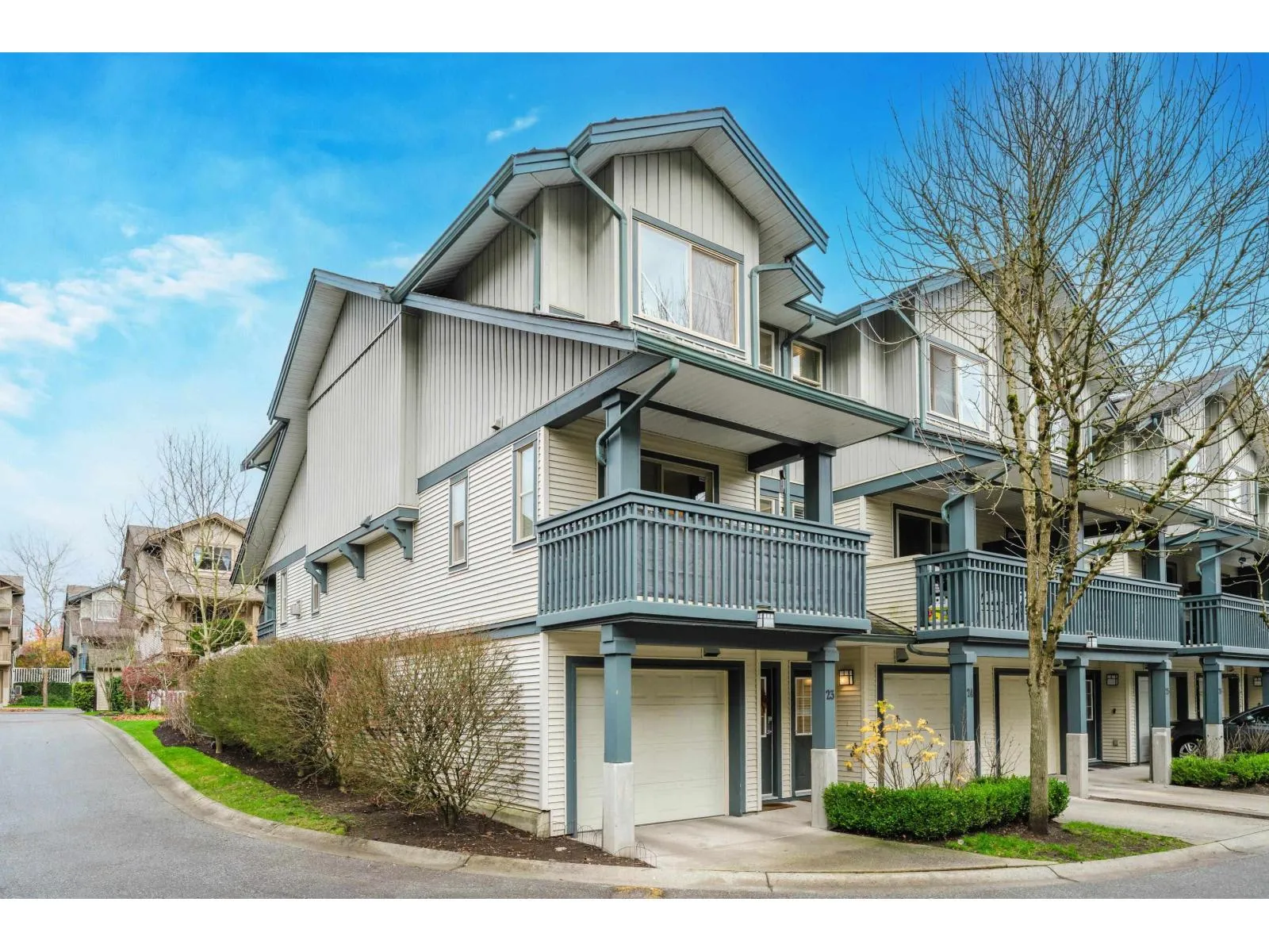 Row / Townhouse for rent: 23 19250 65 Avenue, Surrey, British Columbia V4N 5R7