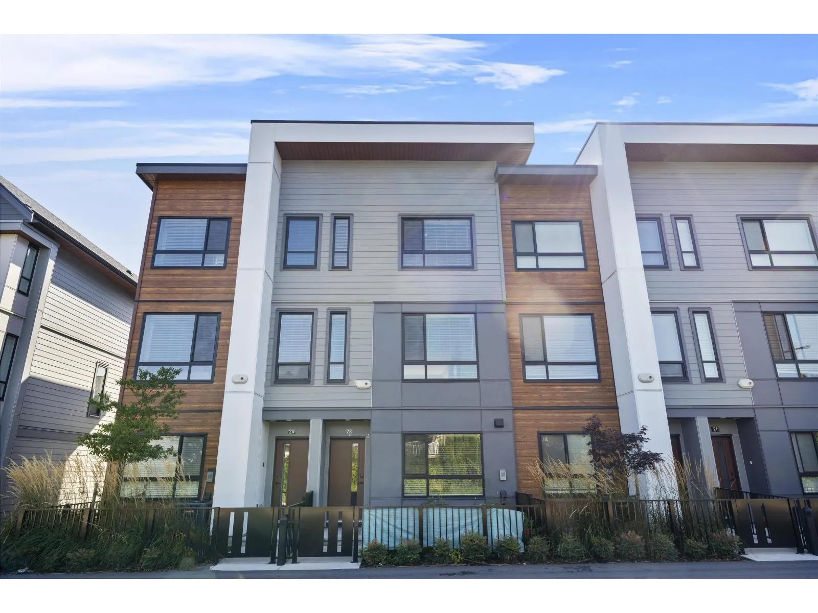 Row / Townhouse for rent: 23 30530 Cardinal Avenue, Abbotsford, British Columbia V2T 0L5