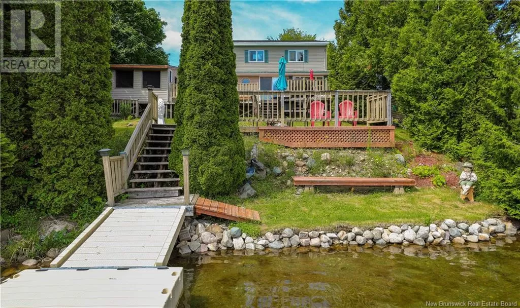 House for rent: 23 & 33 Fillmore Lane, Saint John, New Brunswick E2N 1R5