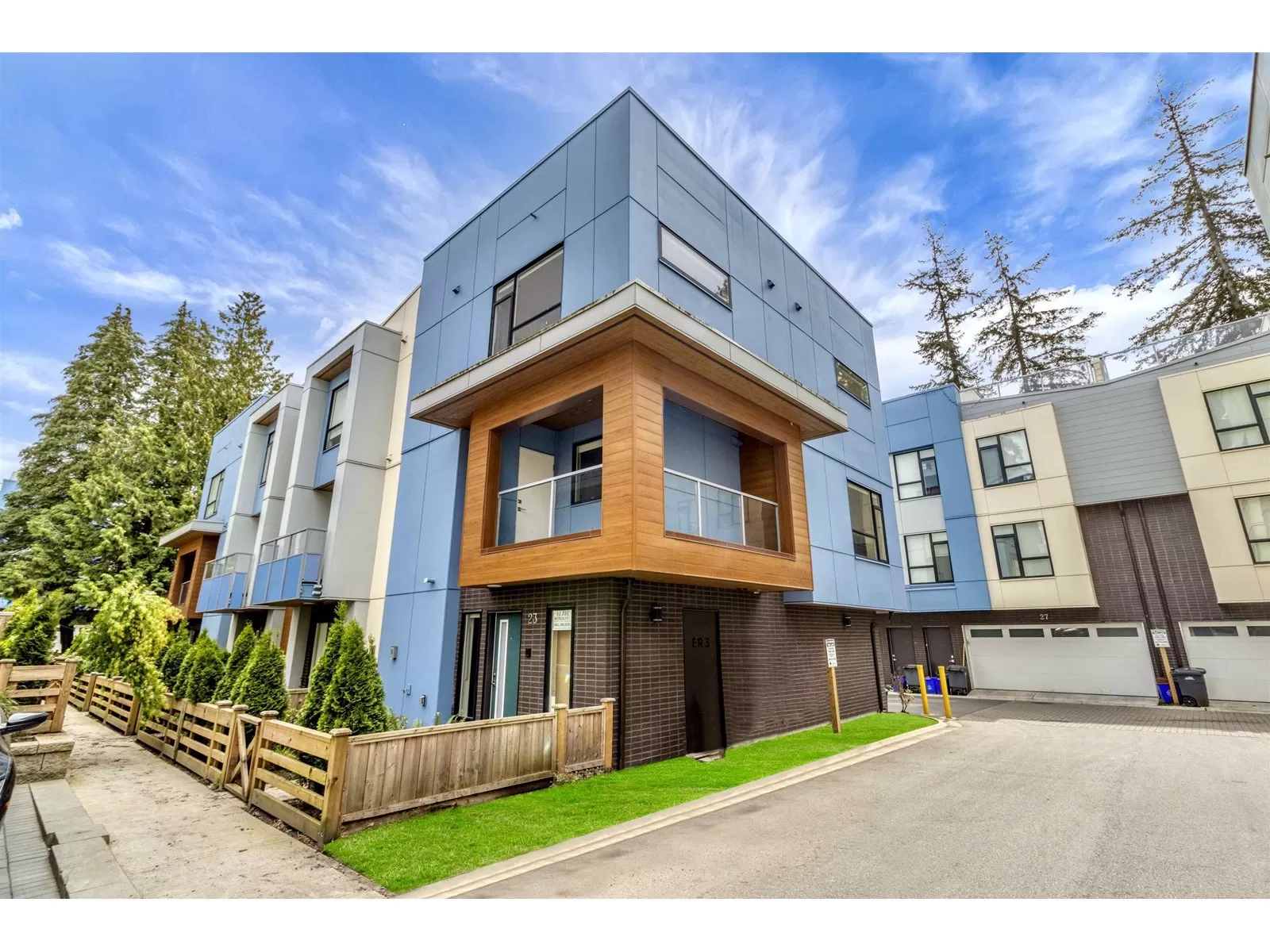 Row / Townhouse for rent: 23 5858 132 Street, Surrey, British Columbia V3X 1N1