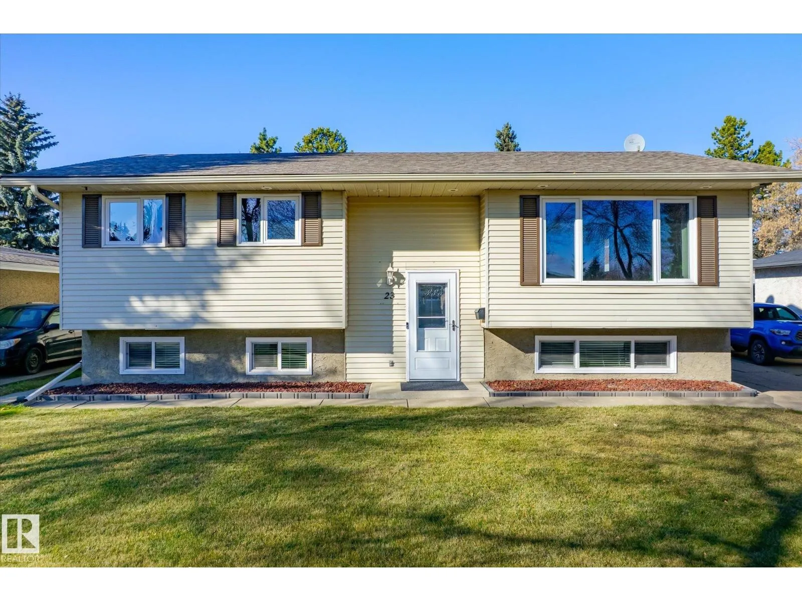 House for rent: 23 Annette Cr, St. Albert, Alberta T8N 2Z8