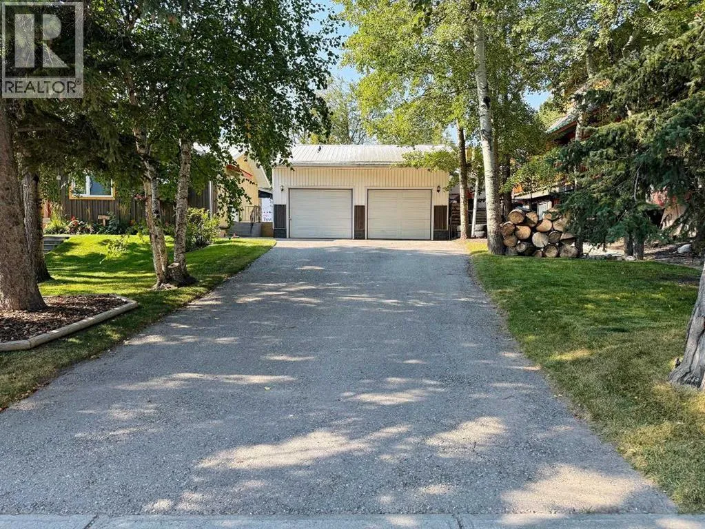 23 Barrier Mountain Drive, Exshaw, Alberta T0L 2C0