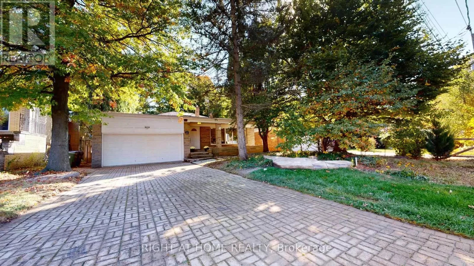 House for rent: 23 Christine Crescent, Toronto, Ontario M2R 1A4