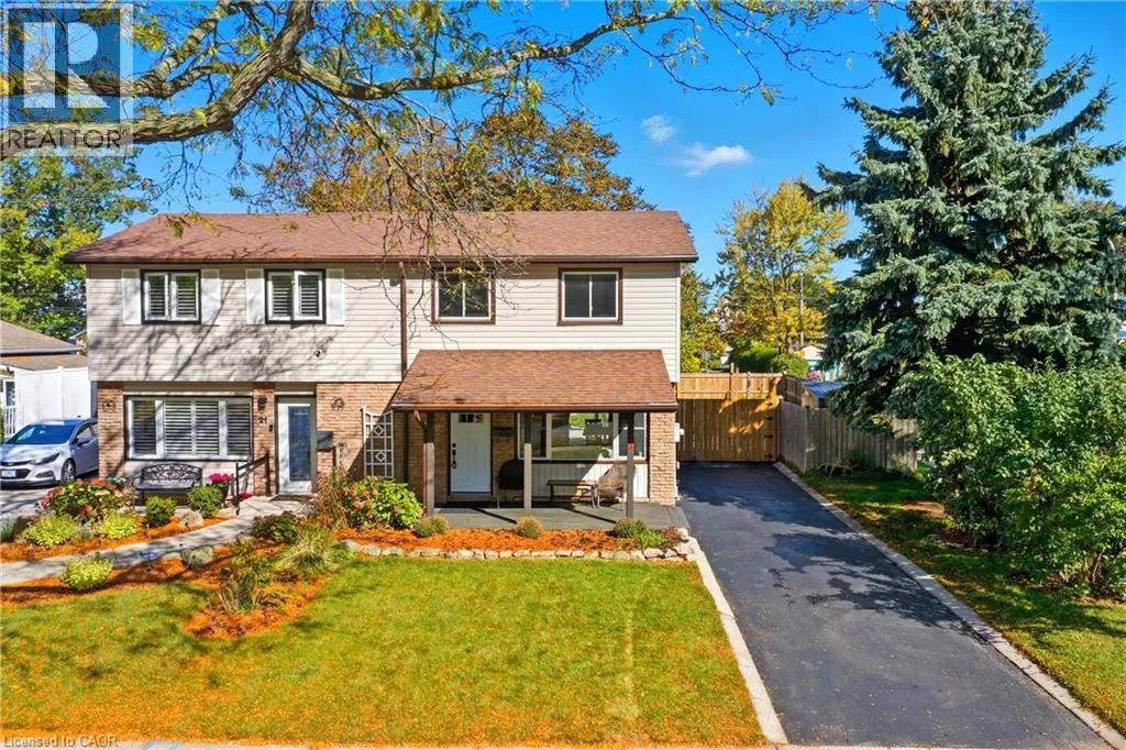 House for rent: 23 Glengrove Avenue, Grimsby, Ontario L3M 4L6