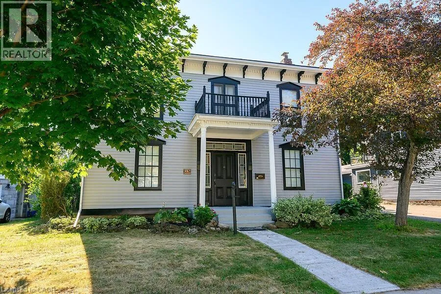 Duplex for rent: 23 Mountain Street, Grimsby, Ontario L3M 3J9