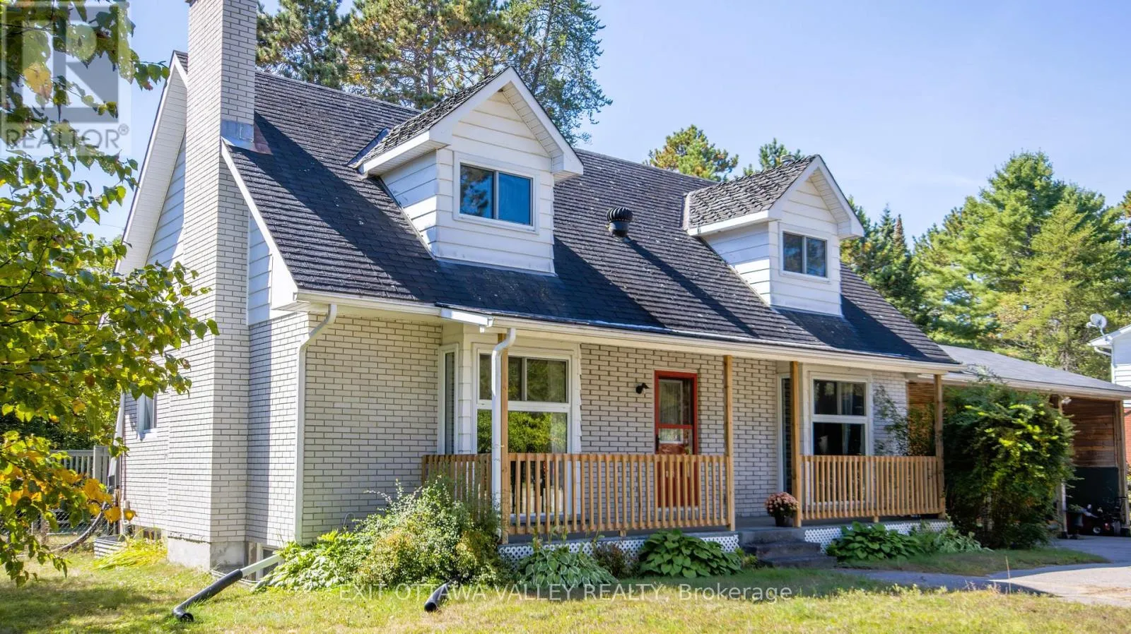 House for rent: 23 Sprucedale Avenue, Madawaska Valley, Ontario K0J 1B0