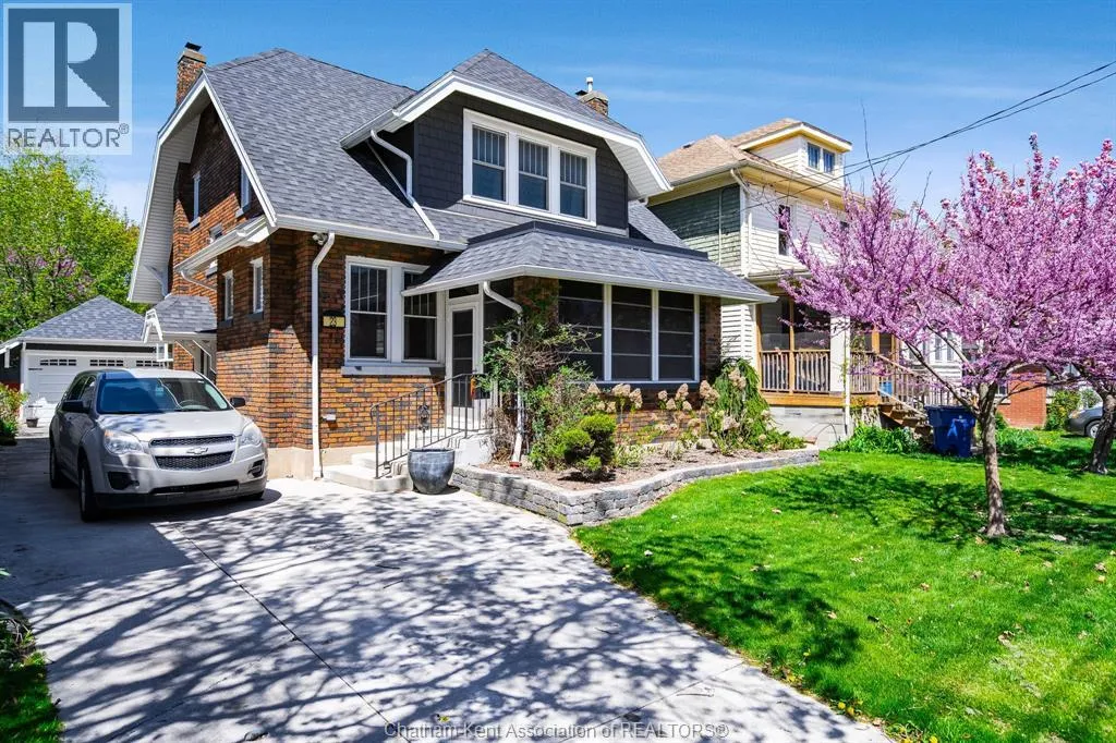 House for rent: 23 Stanley Avenue, Chatham, Ontario N7M 3J1